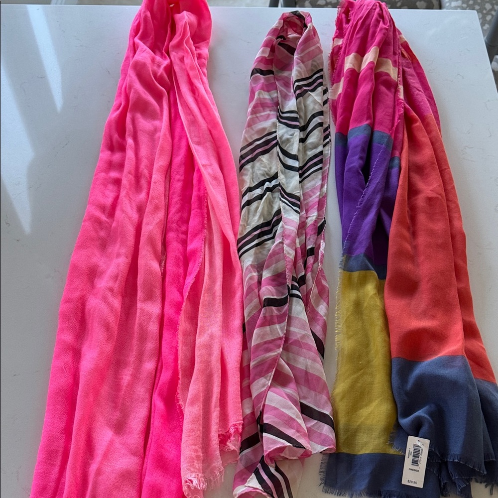 Vibrant Pink and Multicolor Scarves 🧣 (set of 3) *New ✨
